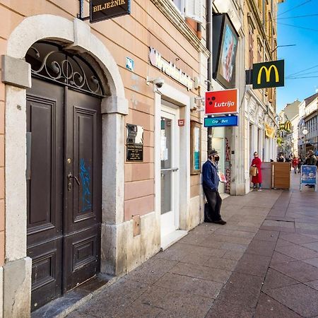 Sweet Nest Korzo Apartman Fiume Kültér fotó