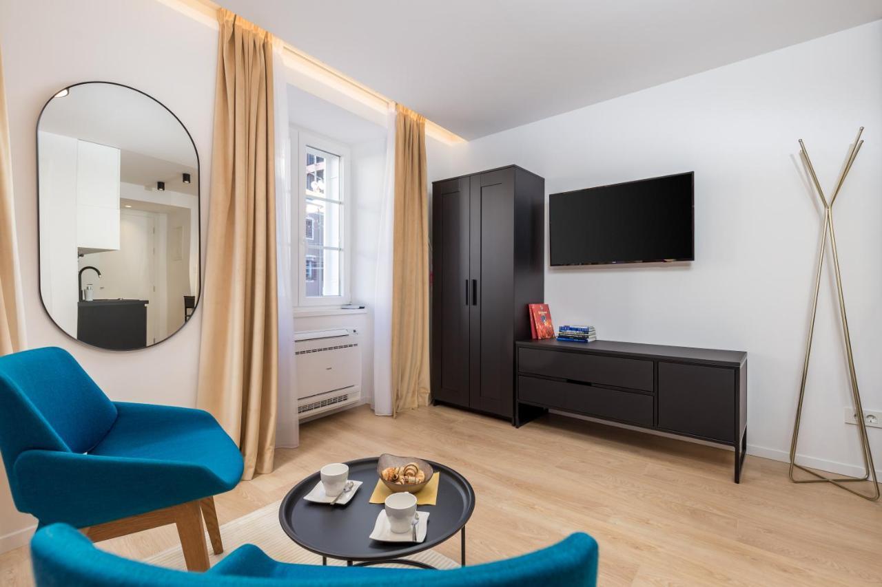 Sweet Nest Korzo Apartman Fiume Kültér fotó