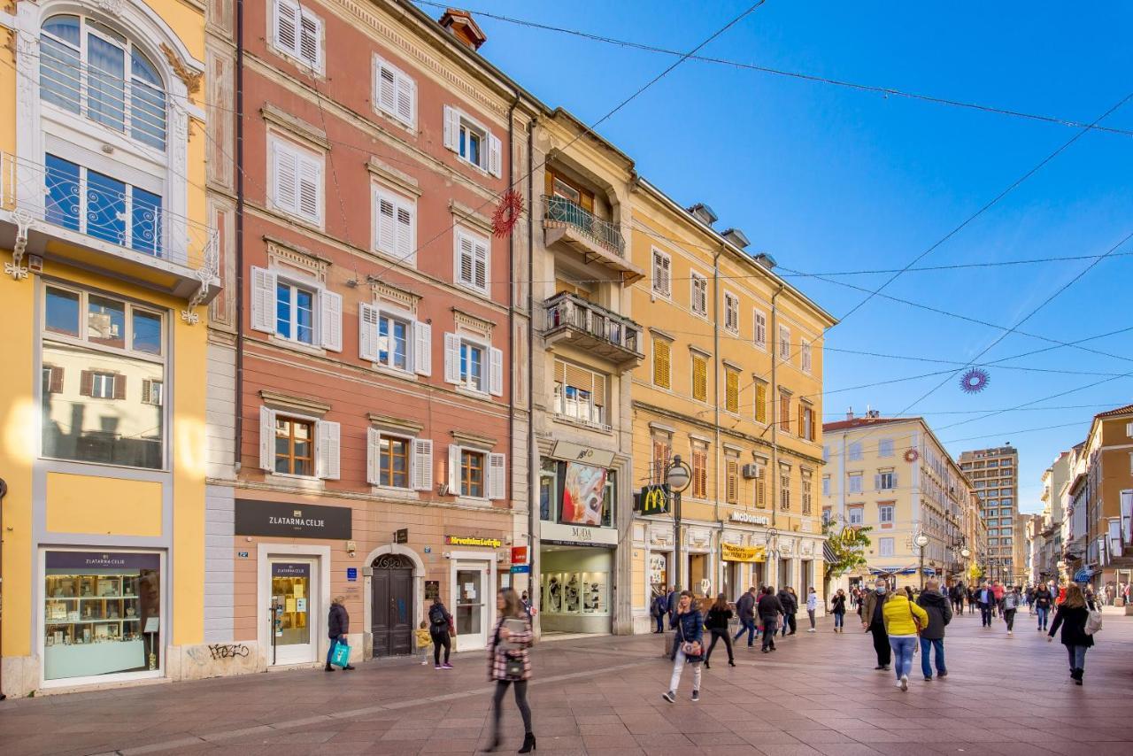 Sweet Nest Korzo Apartman Fiume Kültér fotó