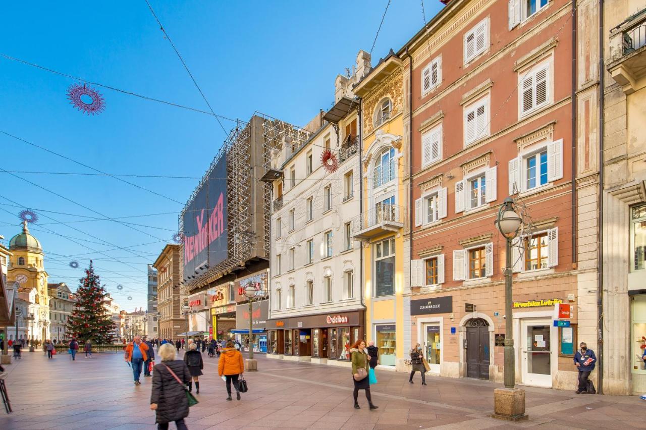 Sweet Nest Korzo Apartman Fiume Kültér fotó